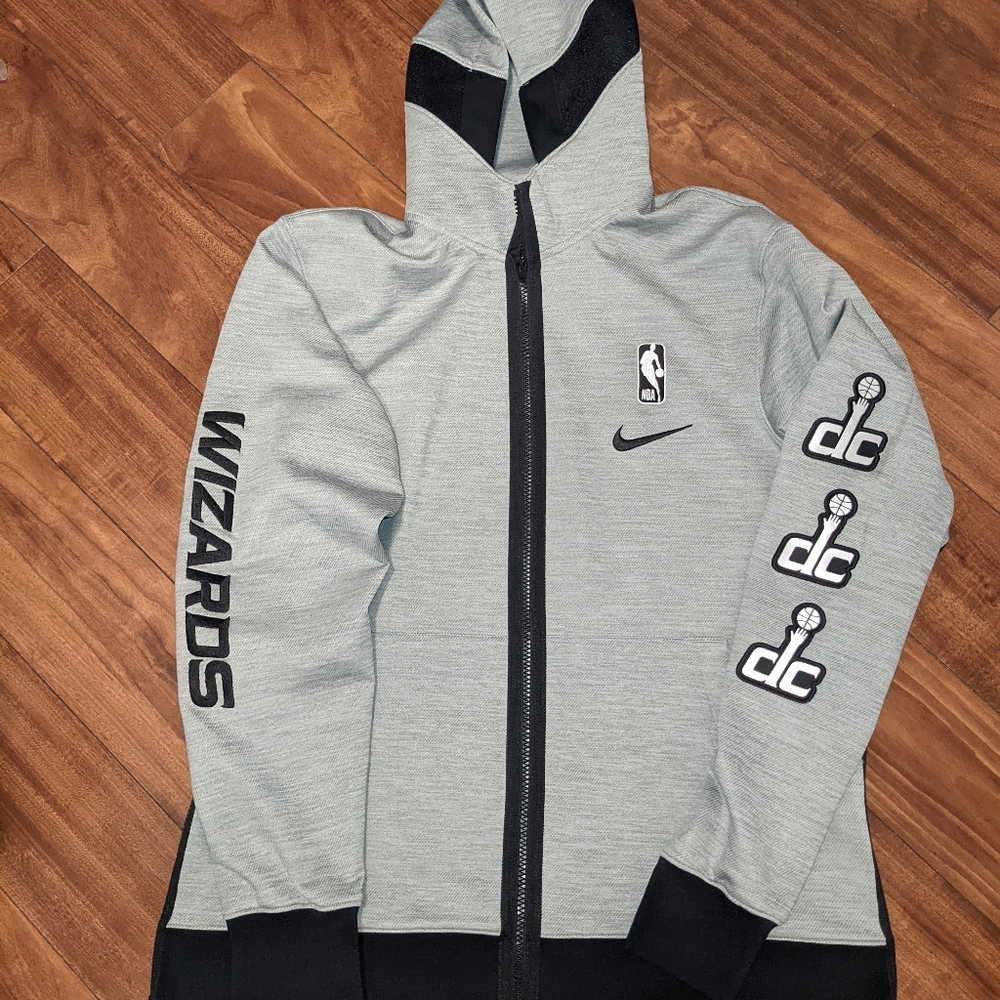 Nike DRI fit hoodie